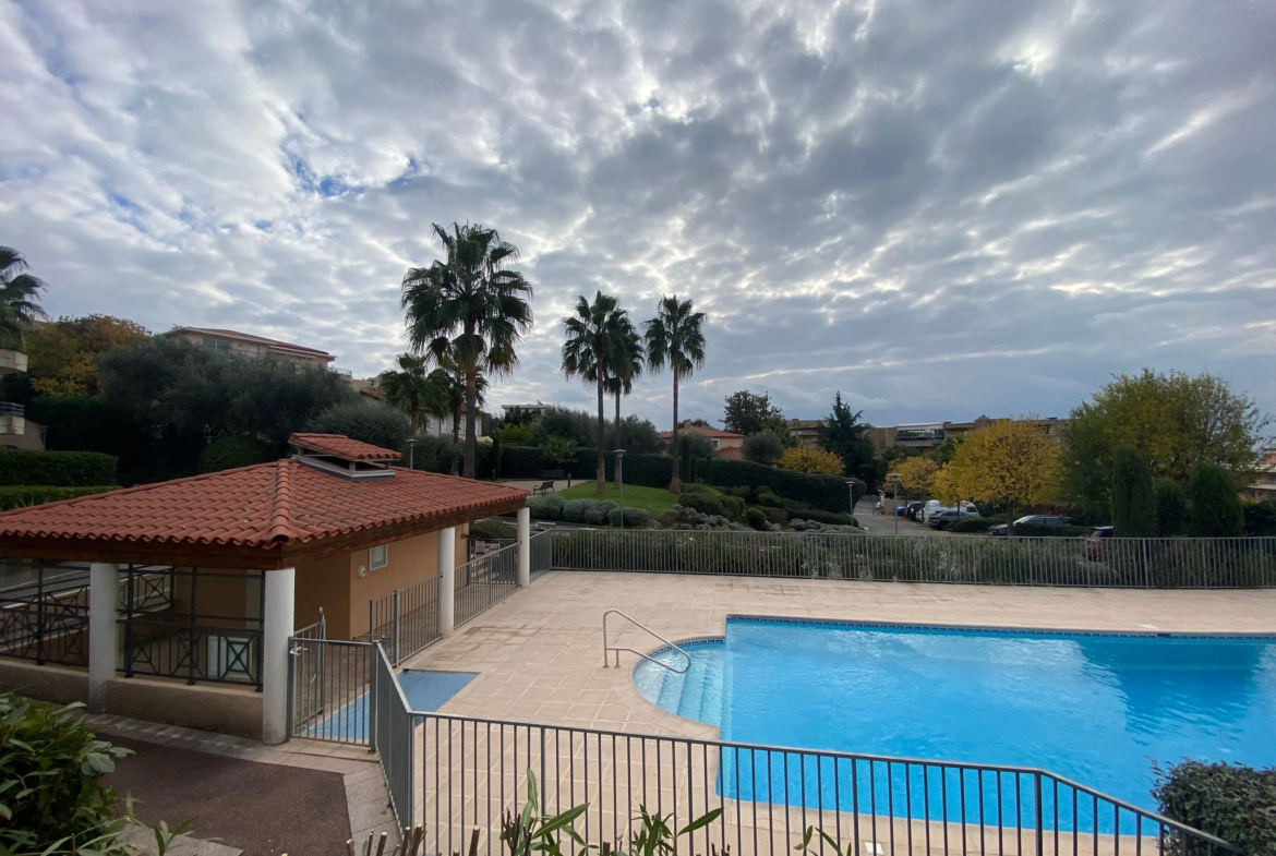 chemin de larieta 06000 nice appartement piscine à vendre agence immobilière agence nice immobilier 0